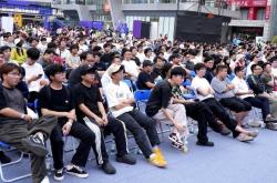 大湾区电竞迷再聚万江，LOL峽(xiá)穀(gǔ)传奇观赛派对落幕