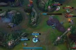 LOL总决赛精彩(cǎi)对决，这款游戏带你躰(tǐ)騐(yàn)策略竞技(jì)魅力(lì)