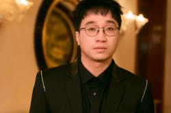 LPL战队出现离谱操作，教练人数比选手还多，其他战队没教练可签