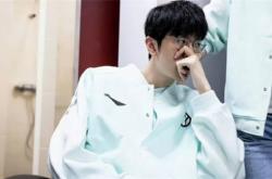 【一競(jìng)技1JingJi】LOL：LPL轉(zhuǎn)會(huì)期改革失败 众多一线选手休息或退役！