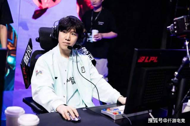 LOL：TheShy透露退役时间，想跟Rookie打到退役