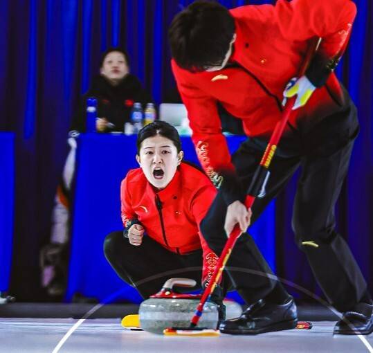 留住晋级希望！冬奥冰壶混双落选赛：中国队小组第2惊险入围附加赛