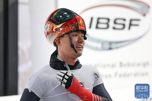 殷正获钢架雪车世界杯系列赛科尔蒂纳丹佩佐站男子个人赛季军