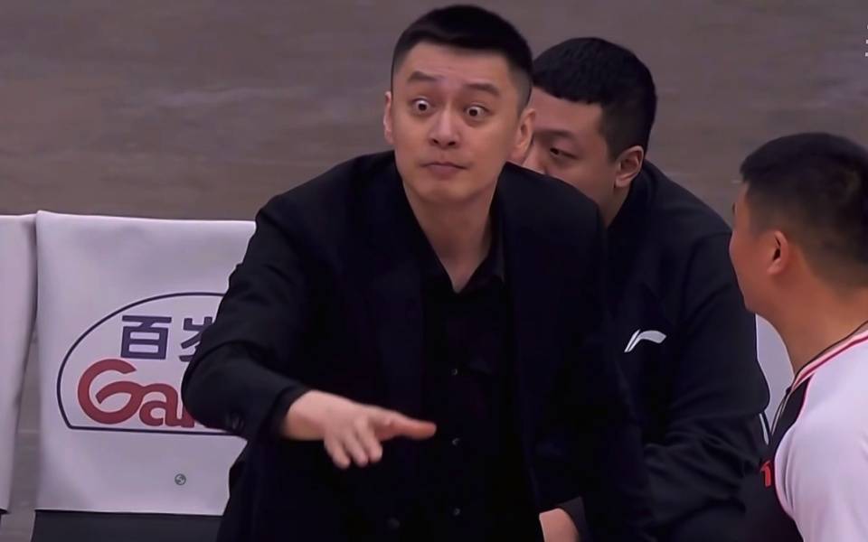 辽宁神锋11+9，赵睿首秀小试牛刀，新版“CBA银河战舰”诞生！